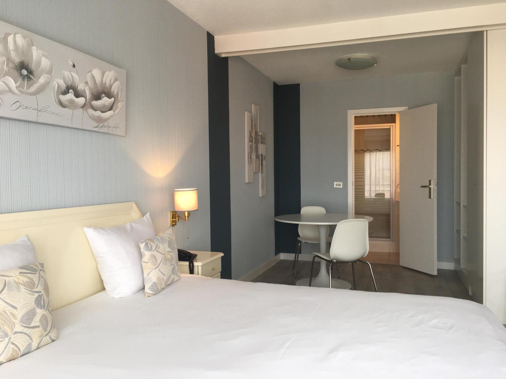 First Euroflat Hotel Bryssel Exteriör bild